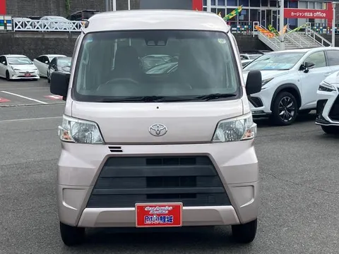 Toyota Pixis Van