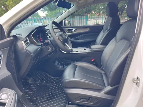 Roewe RX5