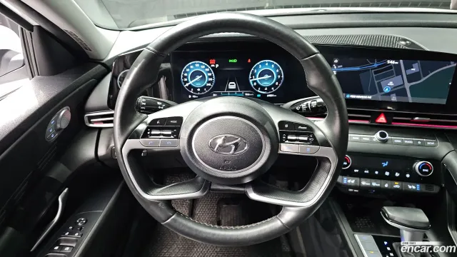 Hyundai Elantra (Avante)