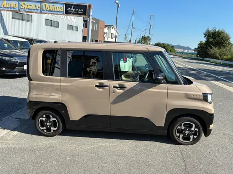 Mitsubishi Delica Mini