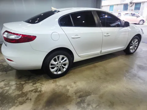 Renault SM3