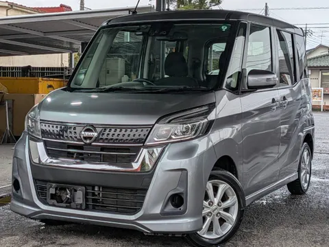 Nissan Dayz Roox