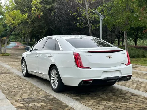 Cadillac XTS