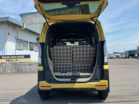 Honda N-BOX Joy