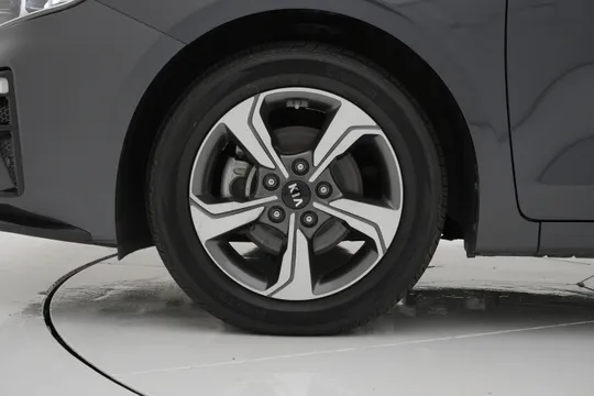 Kia Cerato (K3)