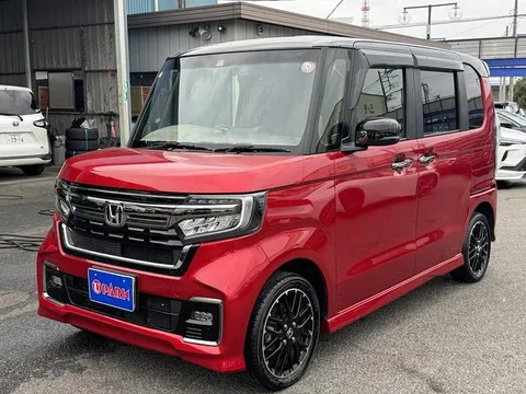 Honda N-BOX Custom