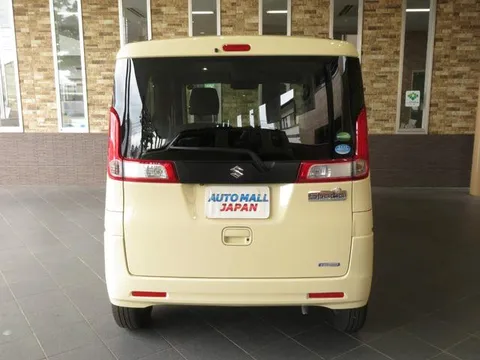 Suzuki Spacia