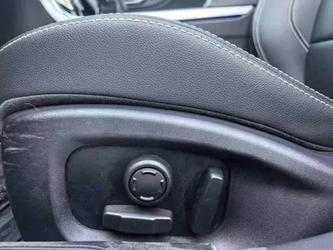 Jaguar XEL