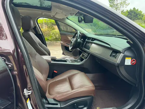 Jaguar XFL