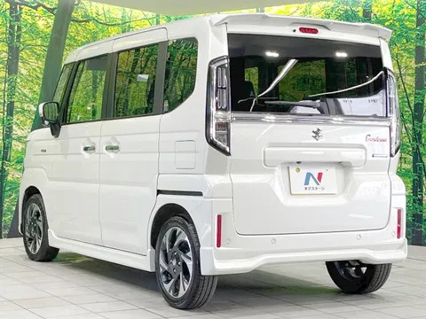 Suzuki Spacia Custom