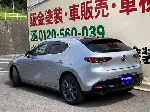 Mazda MAZDA3 Fastback