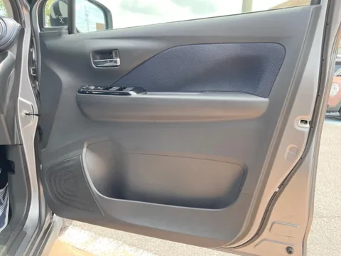 Mitsubishi eK X