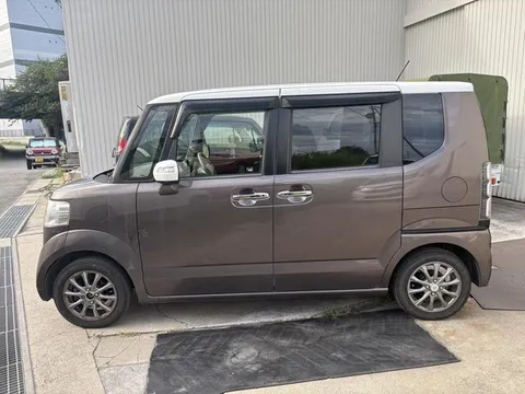 Honda N-BOX Plus