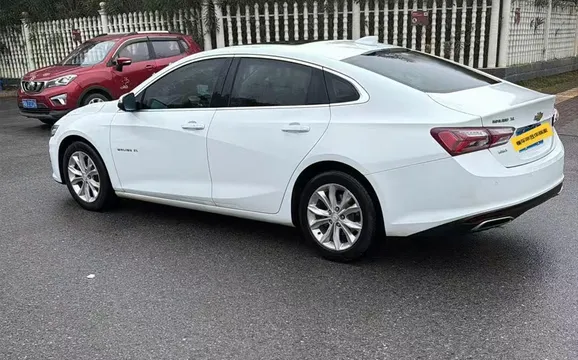 Chevrolet Malibu XL