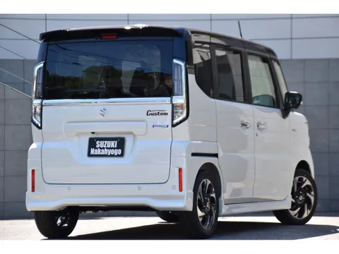 Suzuki Spacia Custom