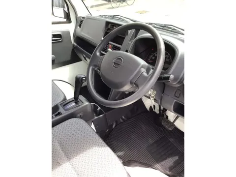 Nissan Clipper Truck