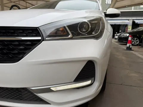 Chery Arrizo 5