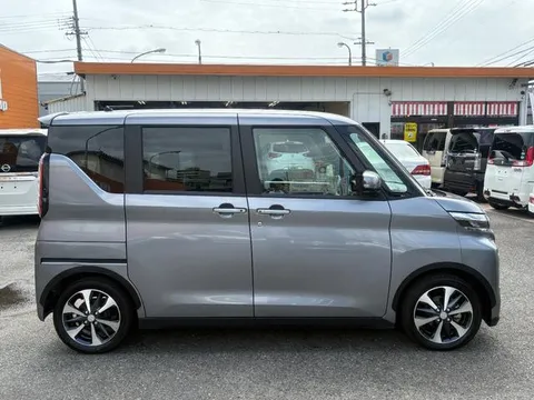 Mitsubishi eK X Space