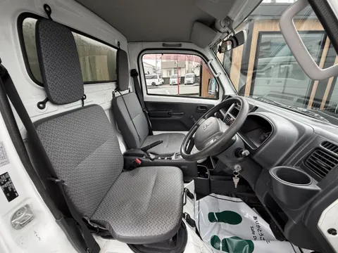 Mitsubishi Minicab Truck