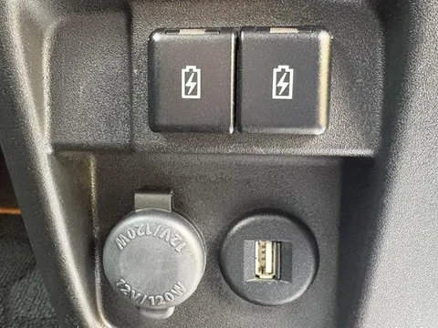 Suzuki Spacia Gear