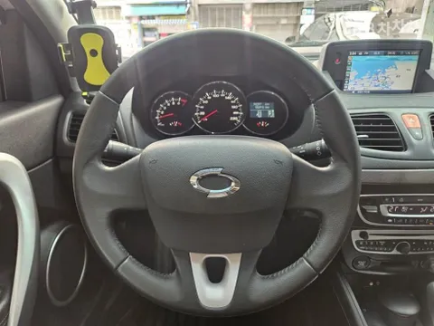 Renault SM3