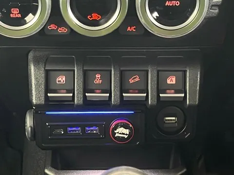 Suzuki Jimny Sierra