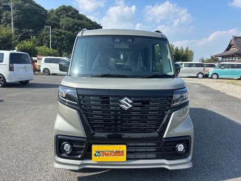 Suzuki Spacia Base