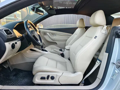 Volkswagen Eos