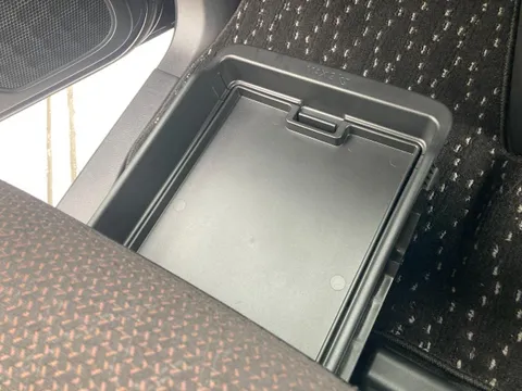 Mitsubishi eK X Space