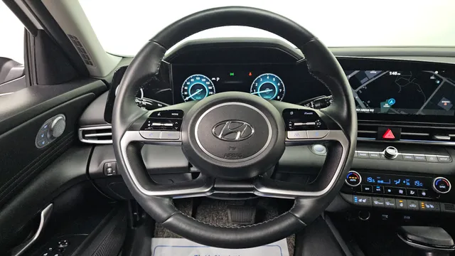 Hyundai Elantra (Avante)