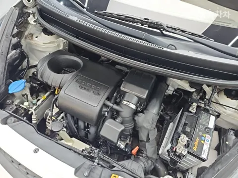 Kia Deluxe