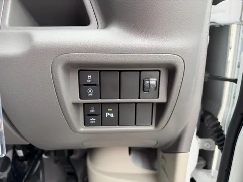 Nissan Clipper Van