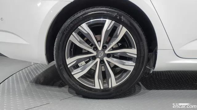 Renault Talisman (SM6)