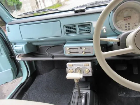 Nissan Pao