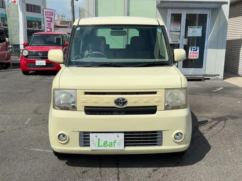 Toyota Pixis Space