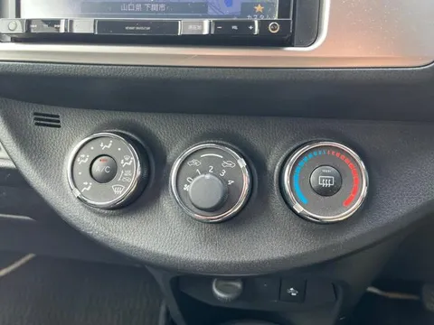Toyota Yaris (Vitz)