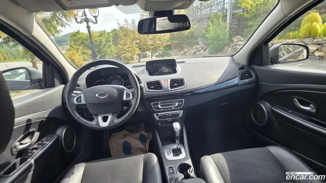 Renault SM3
