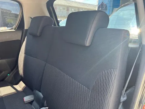Daihatsu Mira Custom