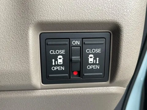 Honda N-BOX Joy