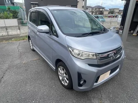Mitsubishi eK Custom