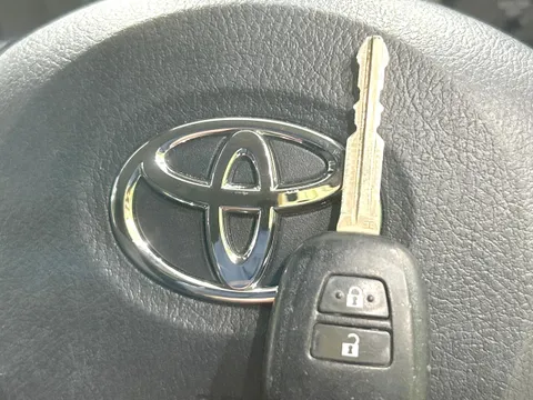 Toyota Yaris (Vitz)