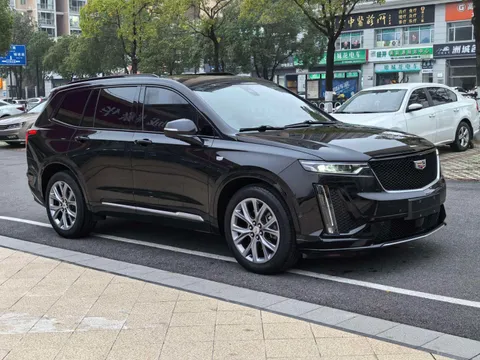 Cadillac XT6