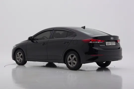 Hyundai Elantra (Avante)