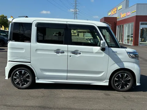 Suzuki Spacia Custom