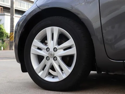 Toyota iQ