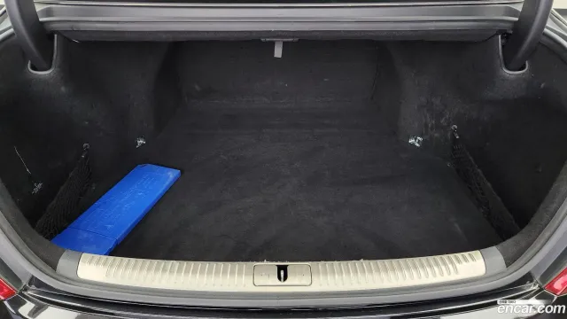 Genesis G90 (EQ900)
