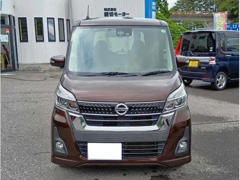 Nissan Dayz Roox