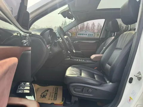 Gac GS8