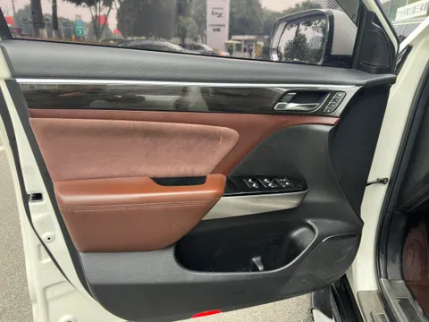 Gac GS8