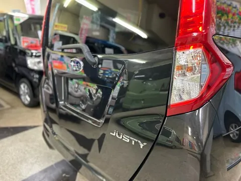 Subaru Justy